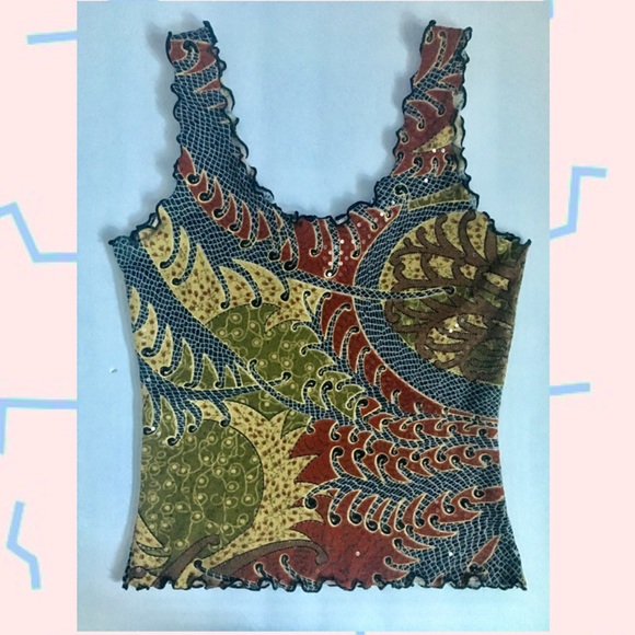 SOLD! Bebe lettuce edge tank top - Picture 2 of 4